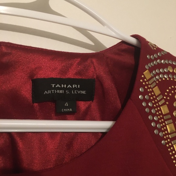 Tahari shift dress with embellished sleeves - Picture 3 of 3